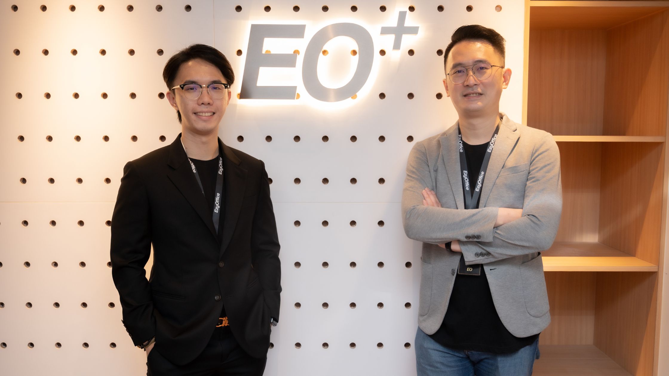 From left the managing director of EzyOffice, Kenny Khai Lee Teo, Operation Director, Dominic Khoo